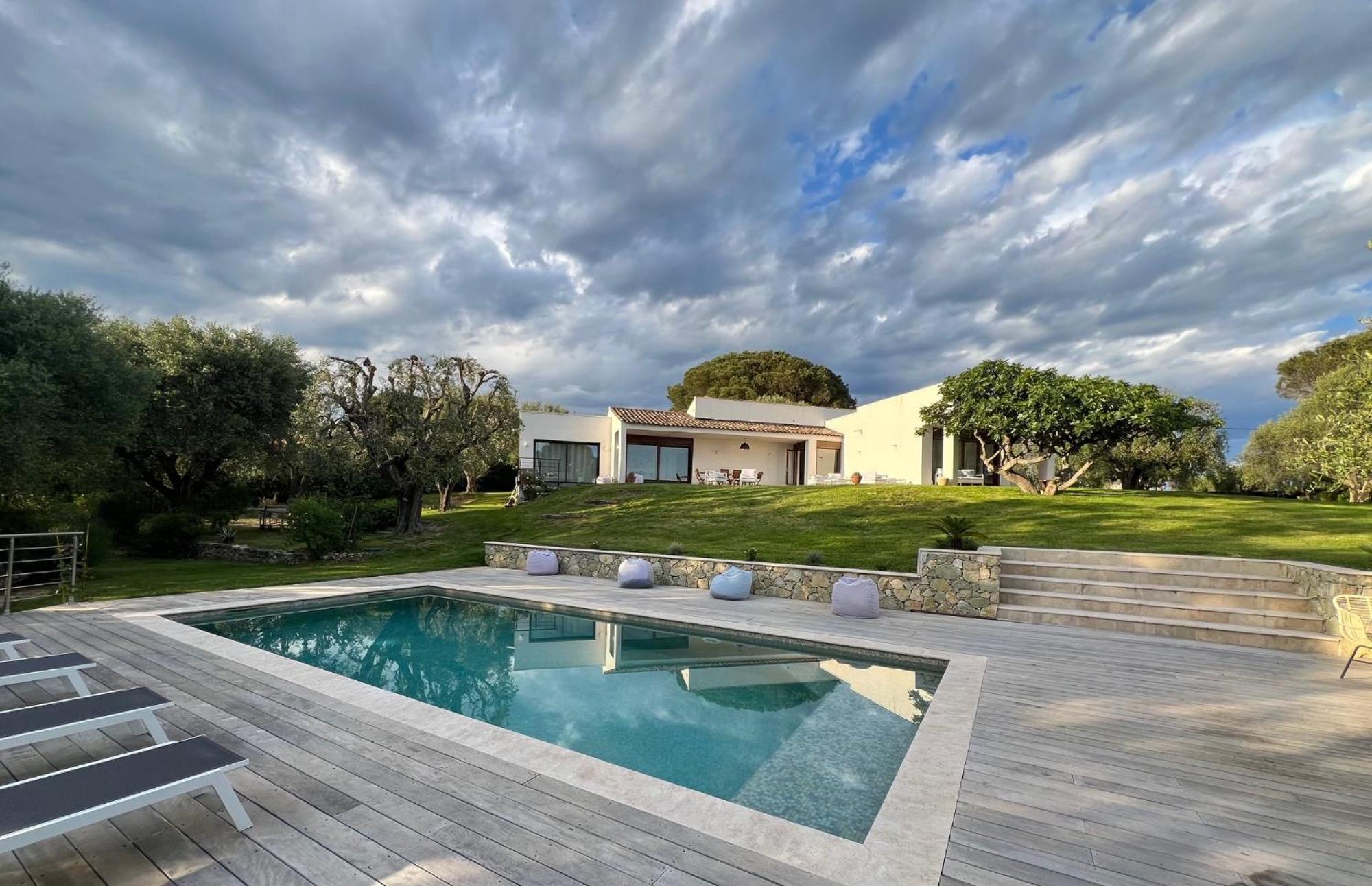 Magnifique Villa Moderne Avec Piscine La Gaude Esterno foto